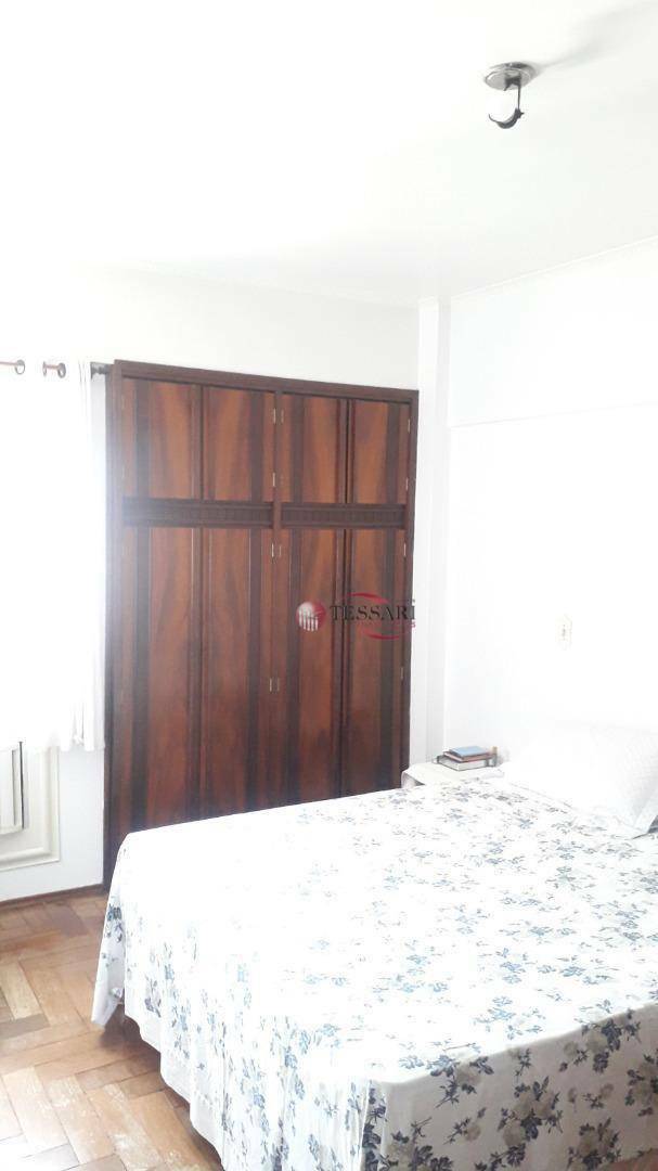 Apartamento à venda com 3 quartos, 157m² - Foto 14