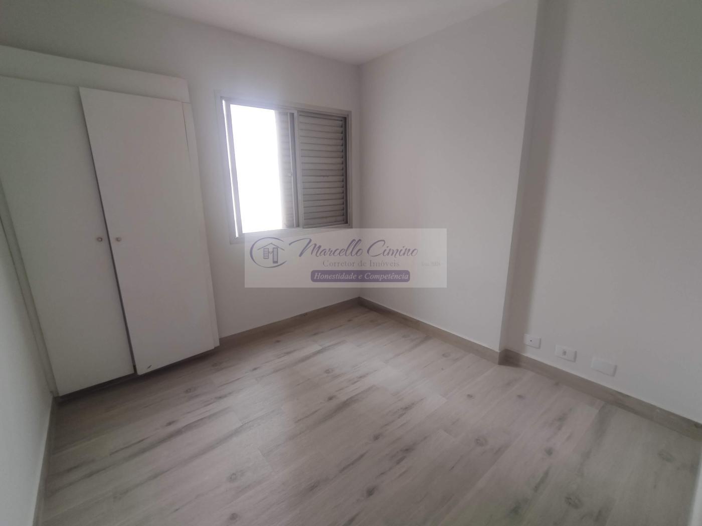 Apartamento à venda com 2 quartos, 42m² - Foto 16