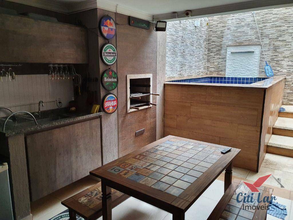 Casa à venda e aluguel com 3 quartos, 150M2 - Foto 9