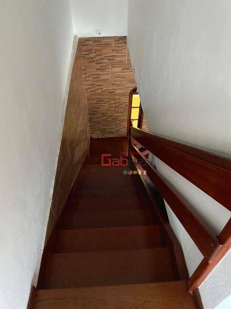 Casa à venda com 3 quartos, 300m² - Foto 10