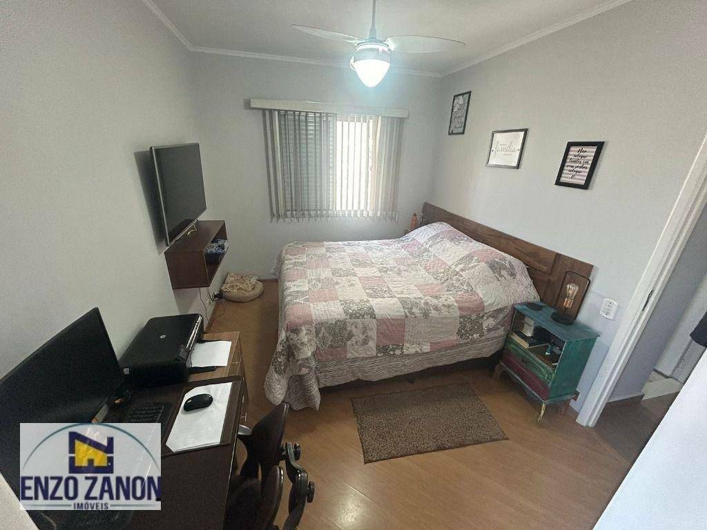 Apartamento à venda com 3 quartos, 70m² - Foto 2