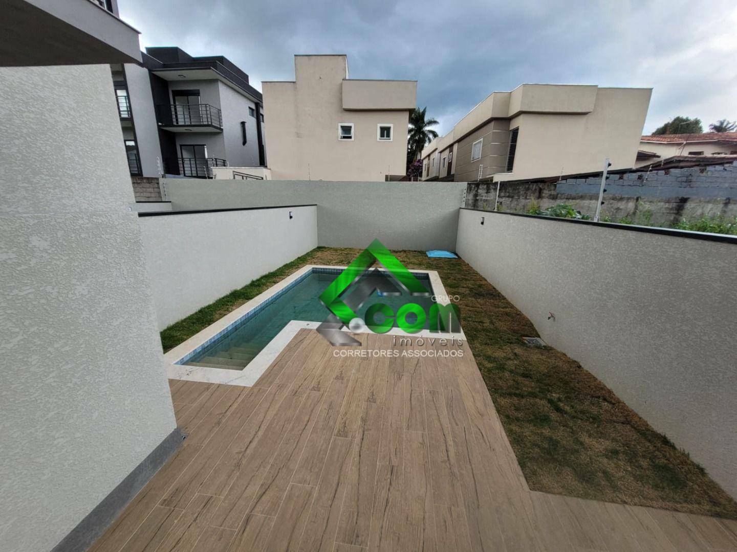 Casa à venda com 3 quartos, 219m² - Foto 12