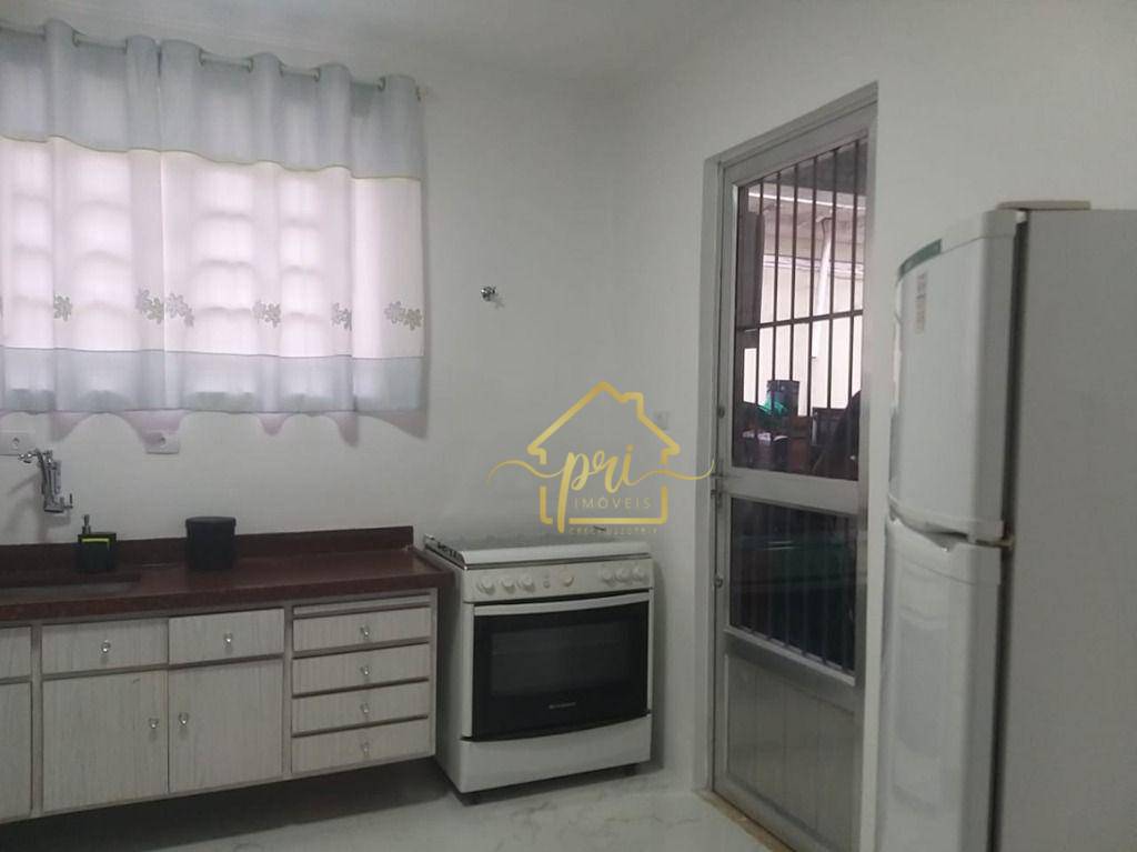 Casa à venda com 4 quartos, 200m² - Foto 12