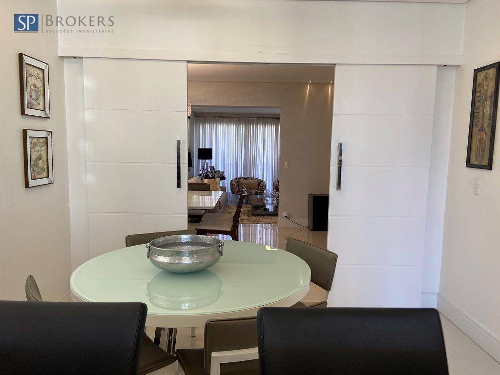 Apartamento à venda com 4 quartos, 273m² - Foto 11