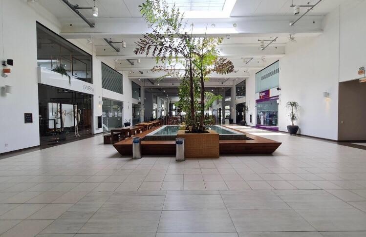 Loja-Salão para alugar, 99m² - Foto 18