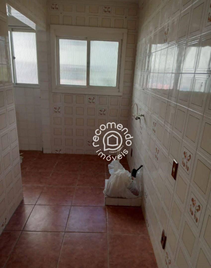 Apartamento à venda com 2 quartos, 58m² - Foto 3