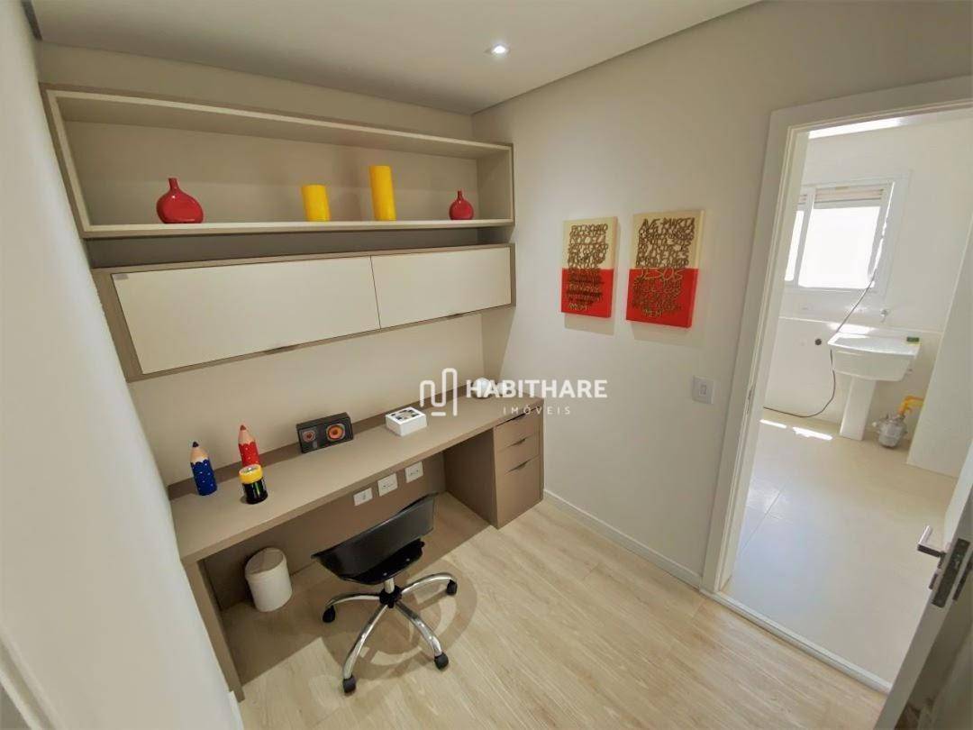 Apartamento à venda com 4 quartos, 202m² - Foto 20