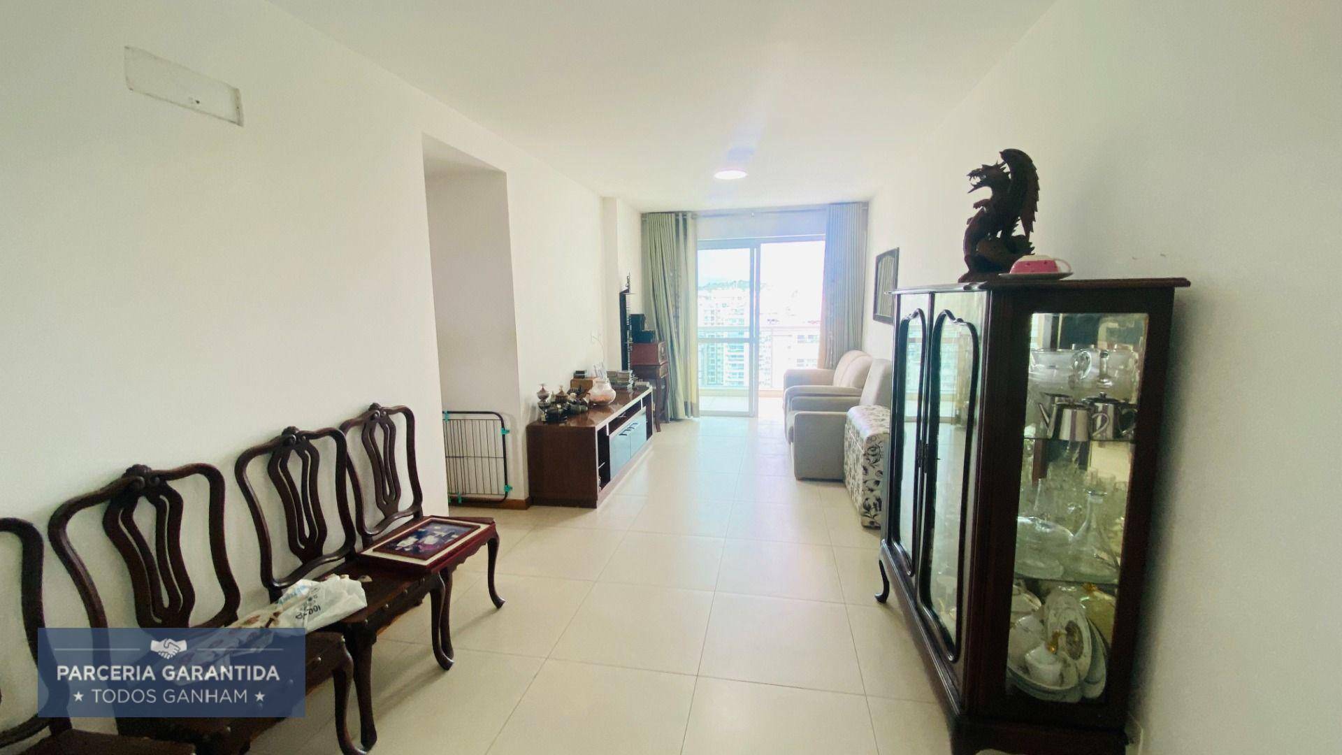 Apartamento à venda com 3 quartos, 164m² - Foto 6