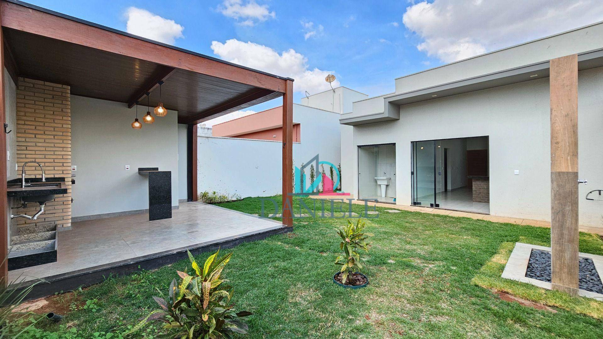 Casa de Condomínio à venda com 3 quartos, 105m² - Foto 1