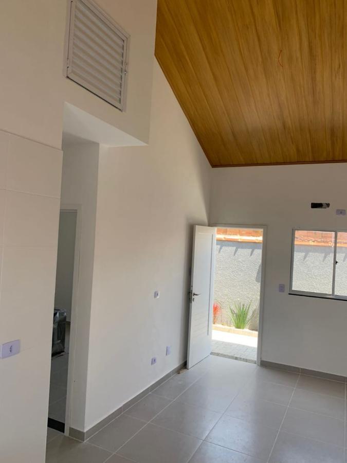 Casa à venda com 2 quartos, 44m² - Foto 17