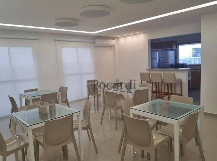 Apartamento à venda com 2 quartos, 65m² - Foto 17