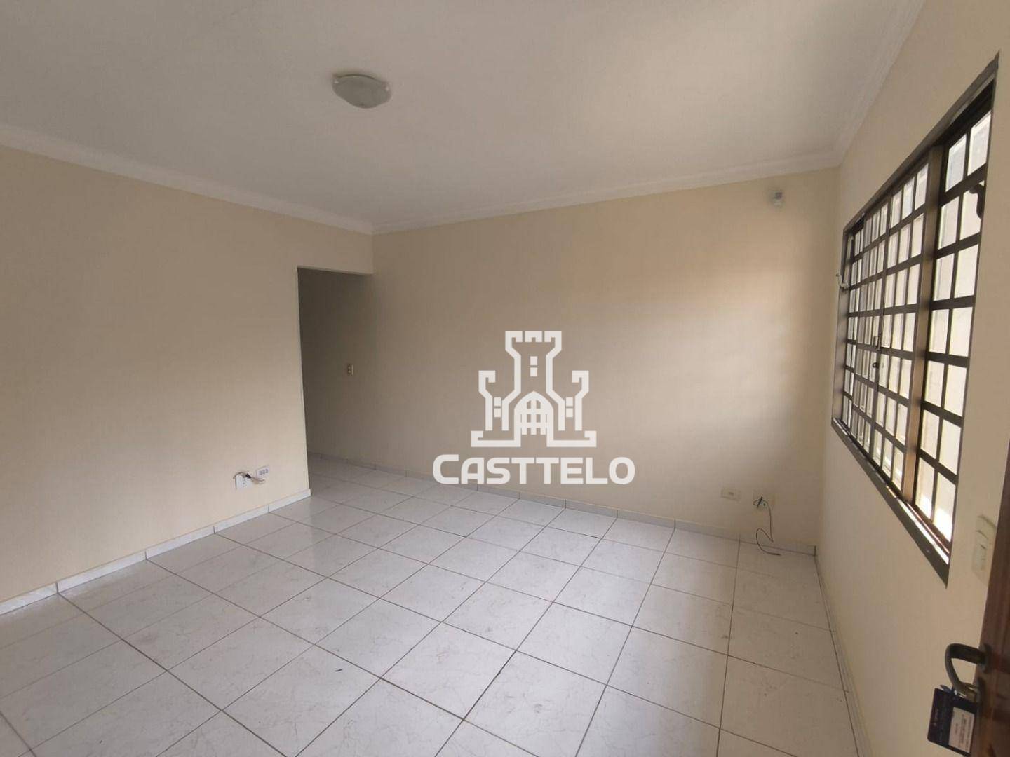 Casa à venda com 3 quartos, 80m² - Foto 3