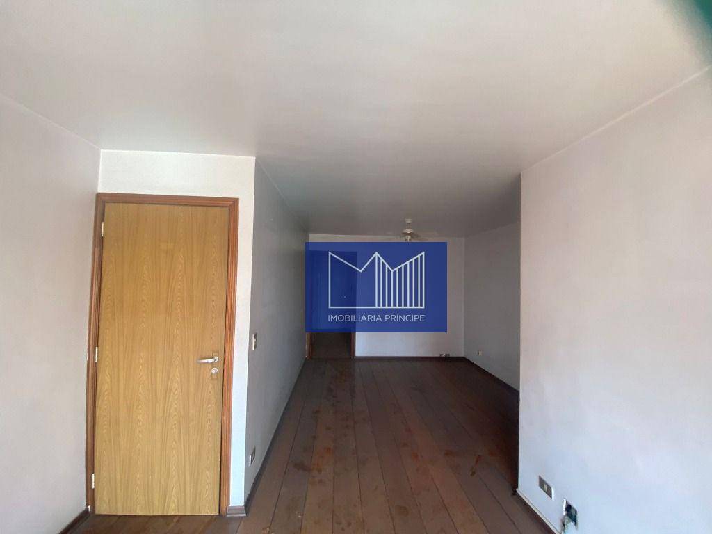 Apartamento à venda com 3 quartos, 95m² - Foto 1