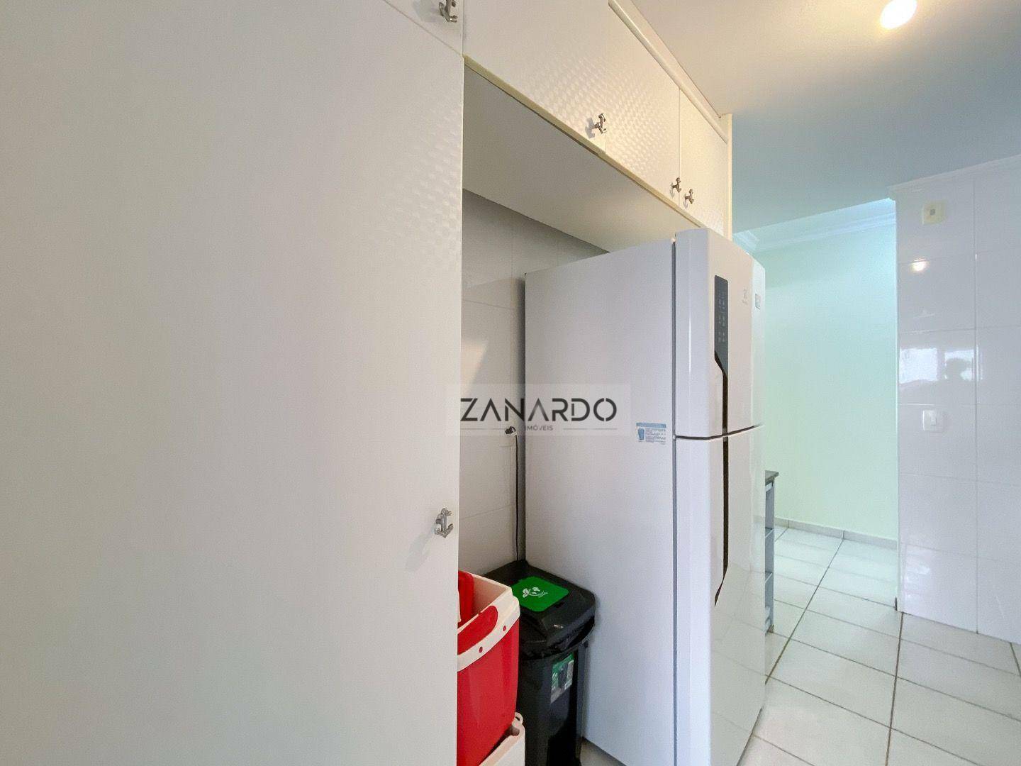 Apartamento para alugar com 3 quartos, 113m² - Foto 20