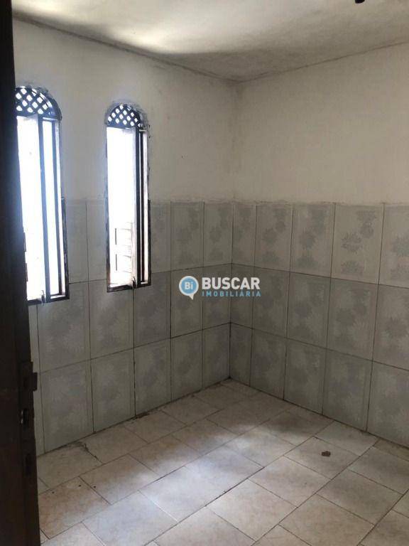 Casa à venda com 2 quartos, 1300m² - Foto 20