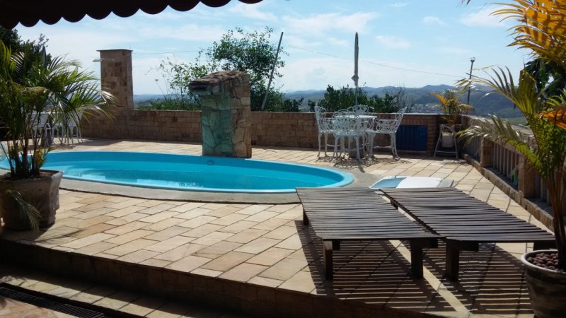 Chácara à venda com 4 quartos, 250m² - Foto 9