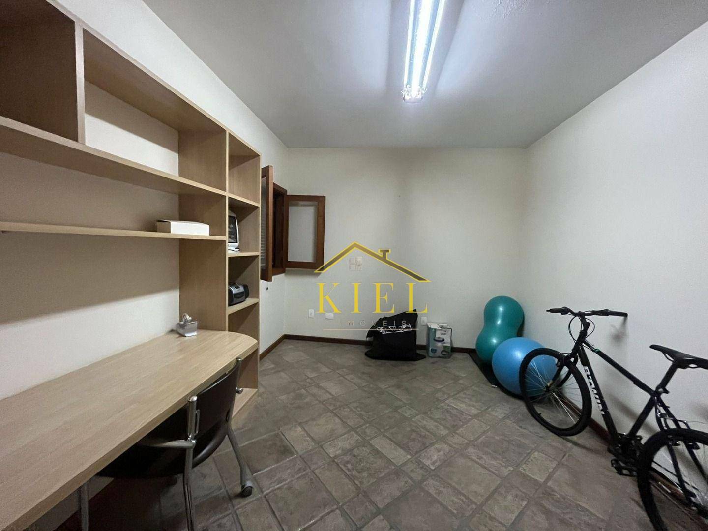 Casa de Condomínio à venda com 4 quartos, 440m² - Foto 15