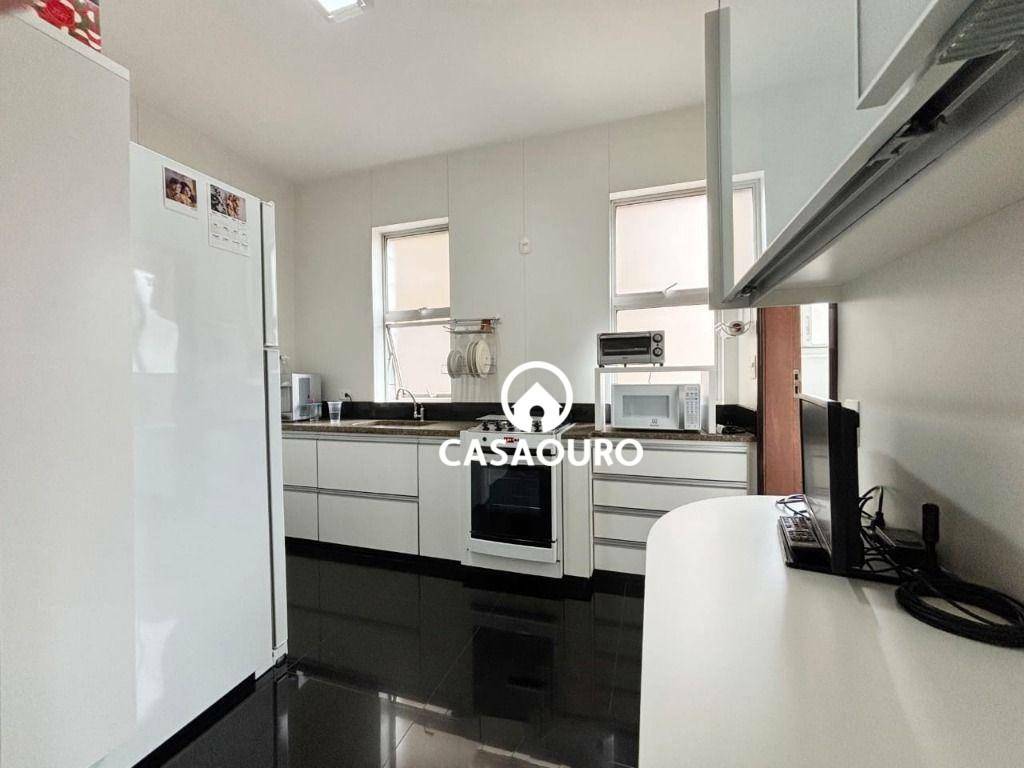 Apartamento à venda com 3 quartos, 110m² - Foto 7