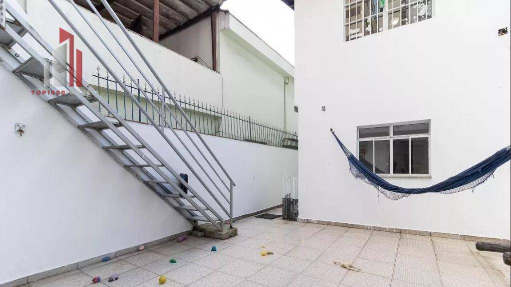 Sobrado à venda com 5 quartos, 200m² - Foto 6