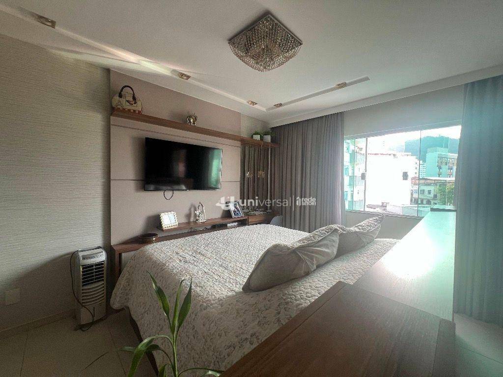 Casa à venda com 4 quartos, 500m² - Foto 15