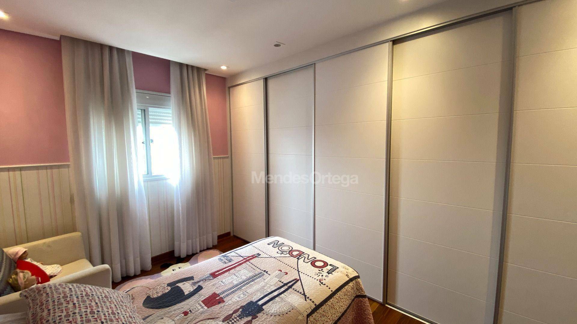 Apartamento à venda com 3 quartos, 232m² - Foto 23