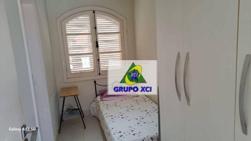 Casa para alugar com 4 quartos, 800m² - Foto 27