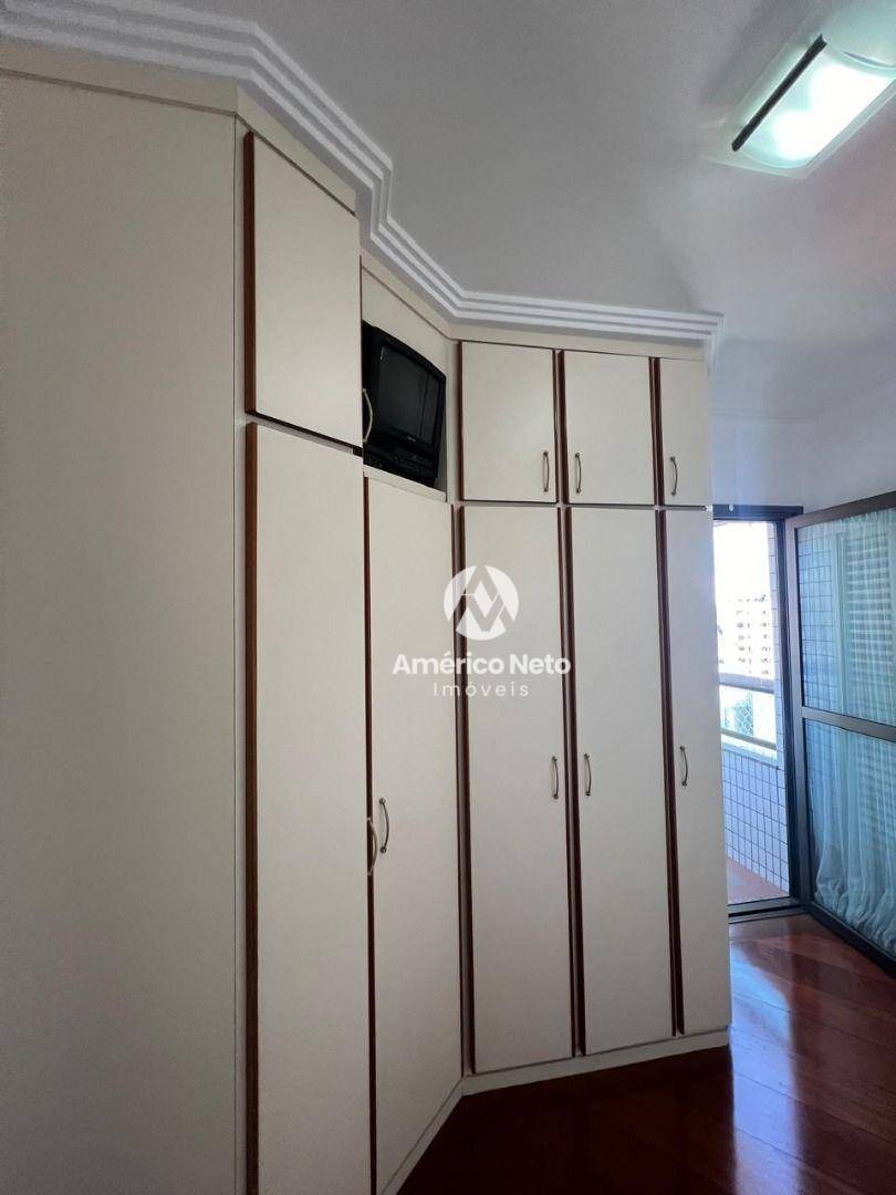 Apartamento para alugar com 3 quartos, 104m² - Foto 14