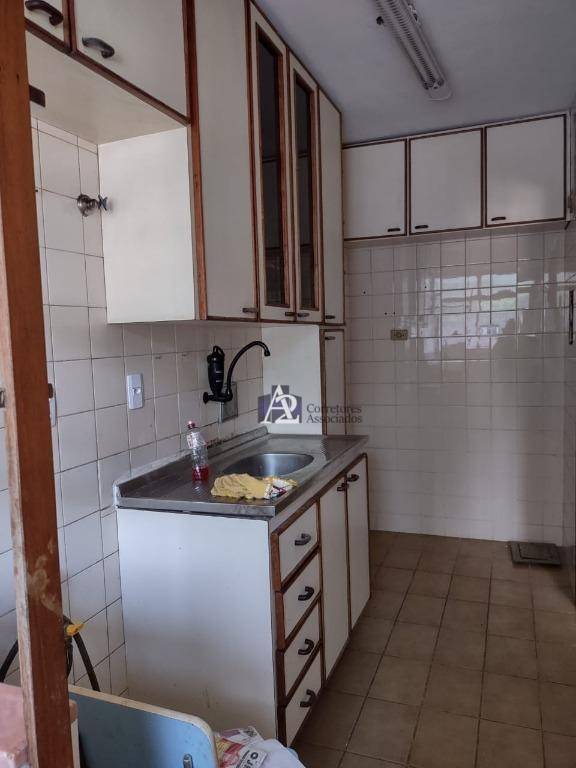 Apartamento à venda com 2 quartos, 63m² - Foto 11