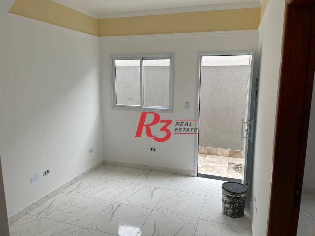 Casa à venda com 2 quartos, 40m² - Foto 2