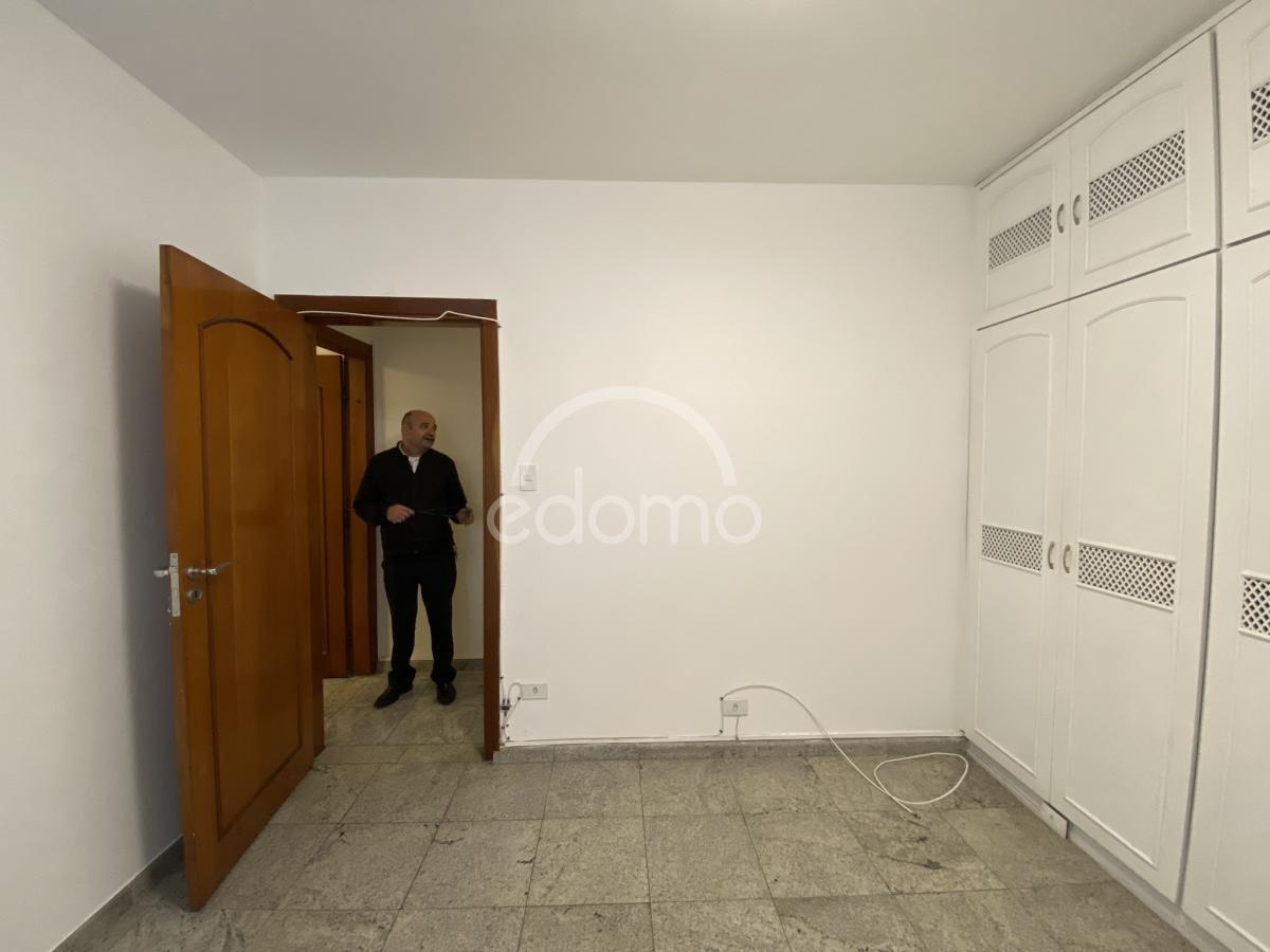 Apartamento à venda com 3 quartos, 180m² - Foto 13