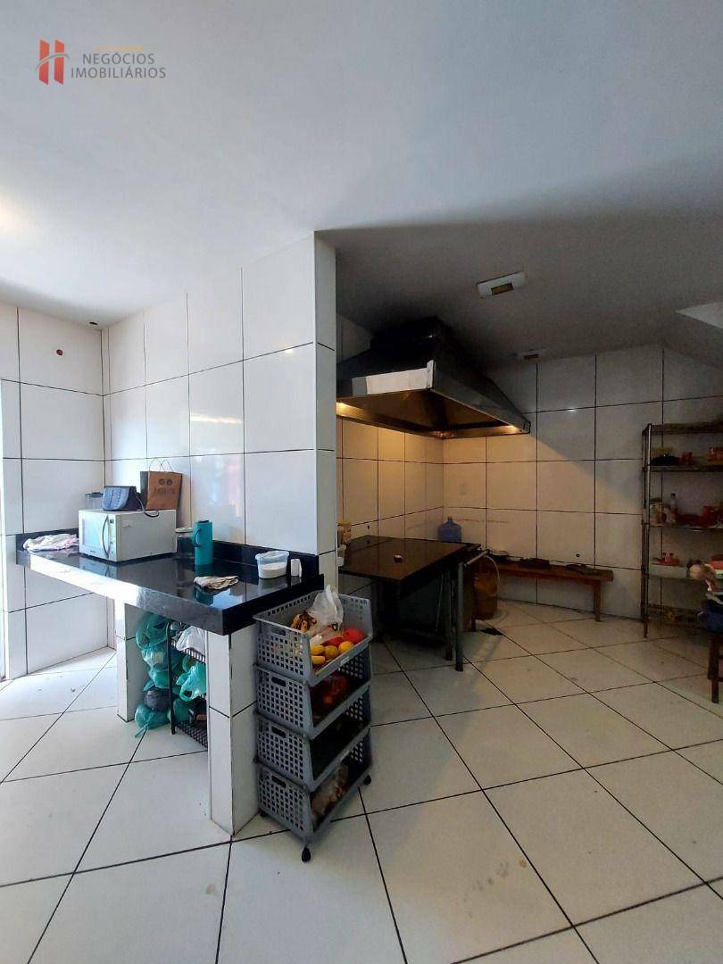 Pousada-Chalé à venda com 12 quartos, 2830m² - Foto 25