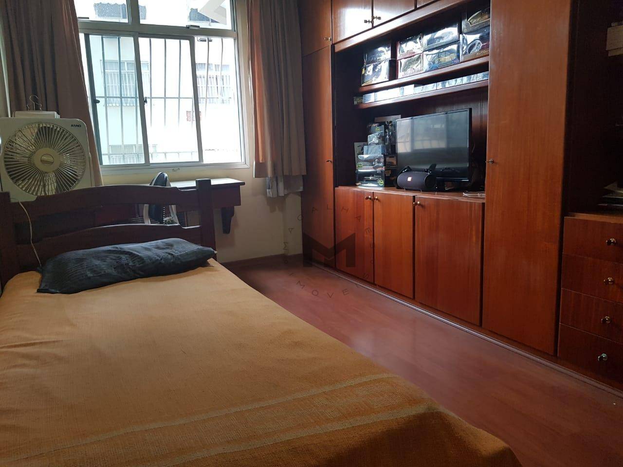 Apartamento à venda com 3 quartos, 200m² - Foto 15