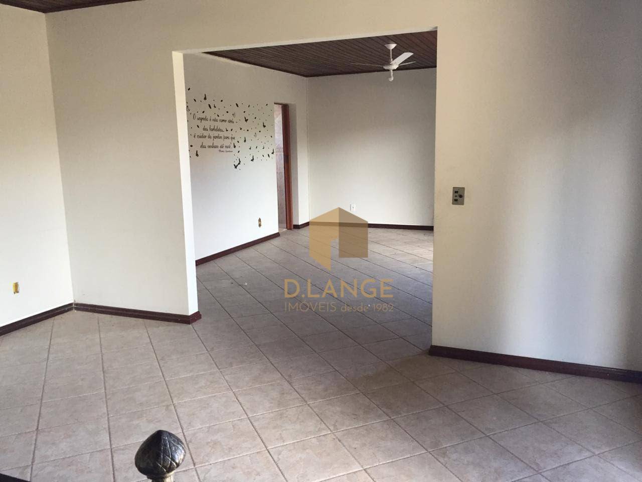 Casa à venda com 4 quartos, 250m² - Foto 19