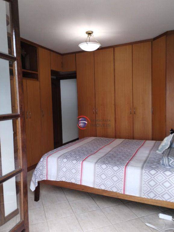 Sobrado à venda com 3 quartos, 160m² - Foto 3