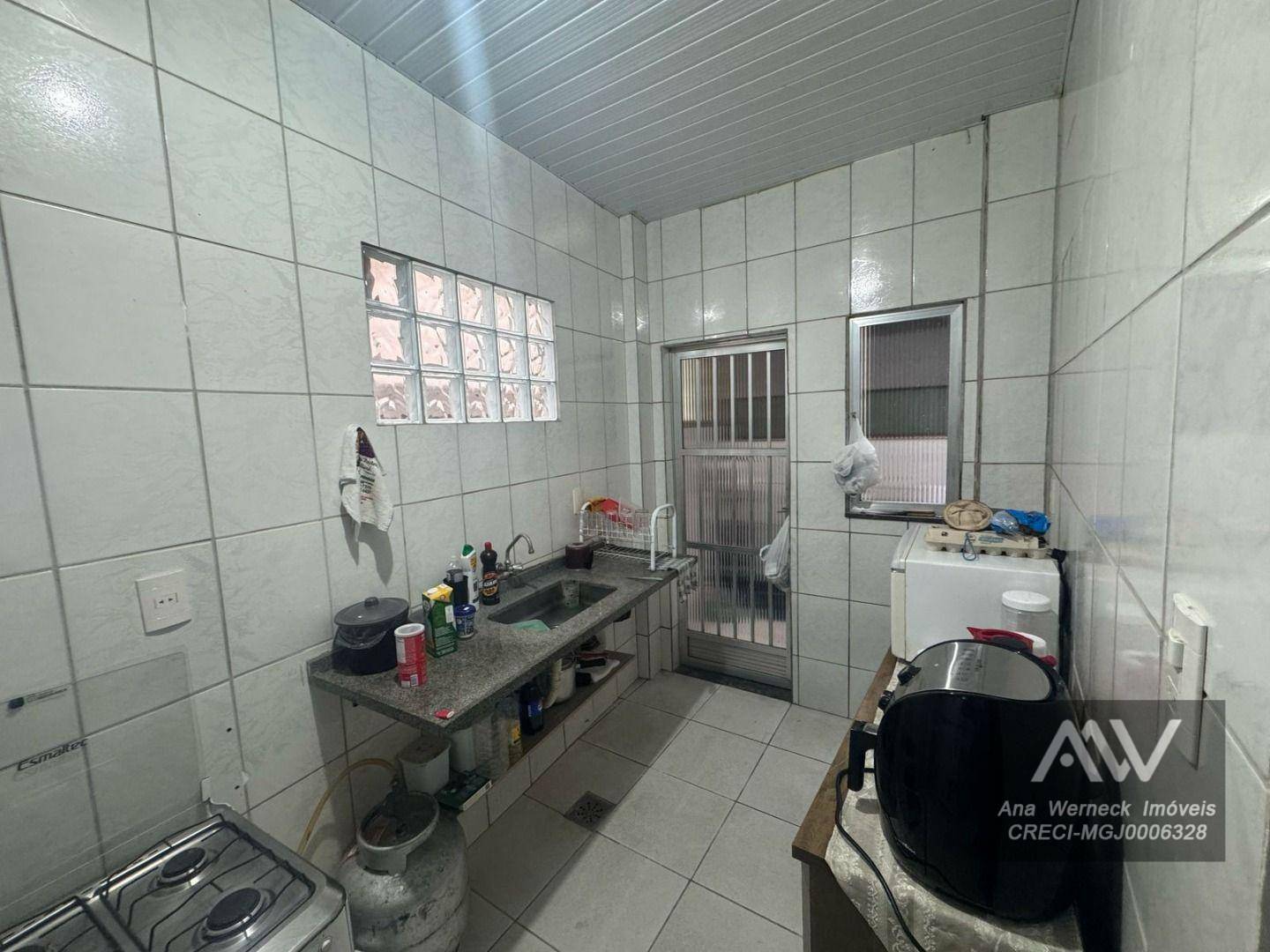 Casa à venda com 1 quarto, 50m² - Foto 5