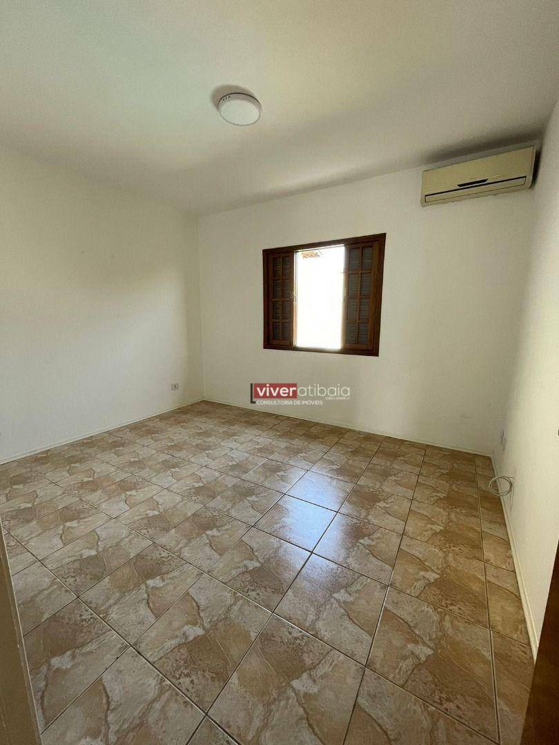 Casa para alugar com 5 quartos, 220m² - Foto 3