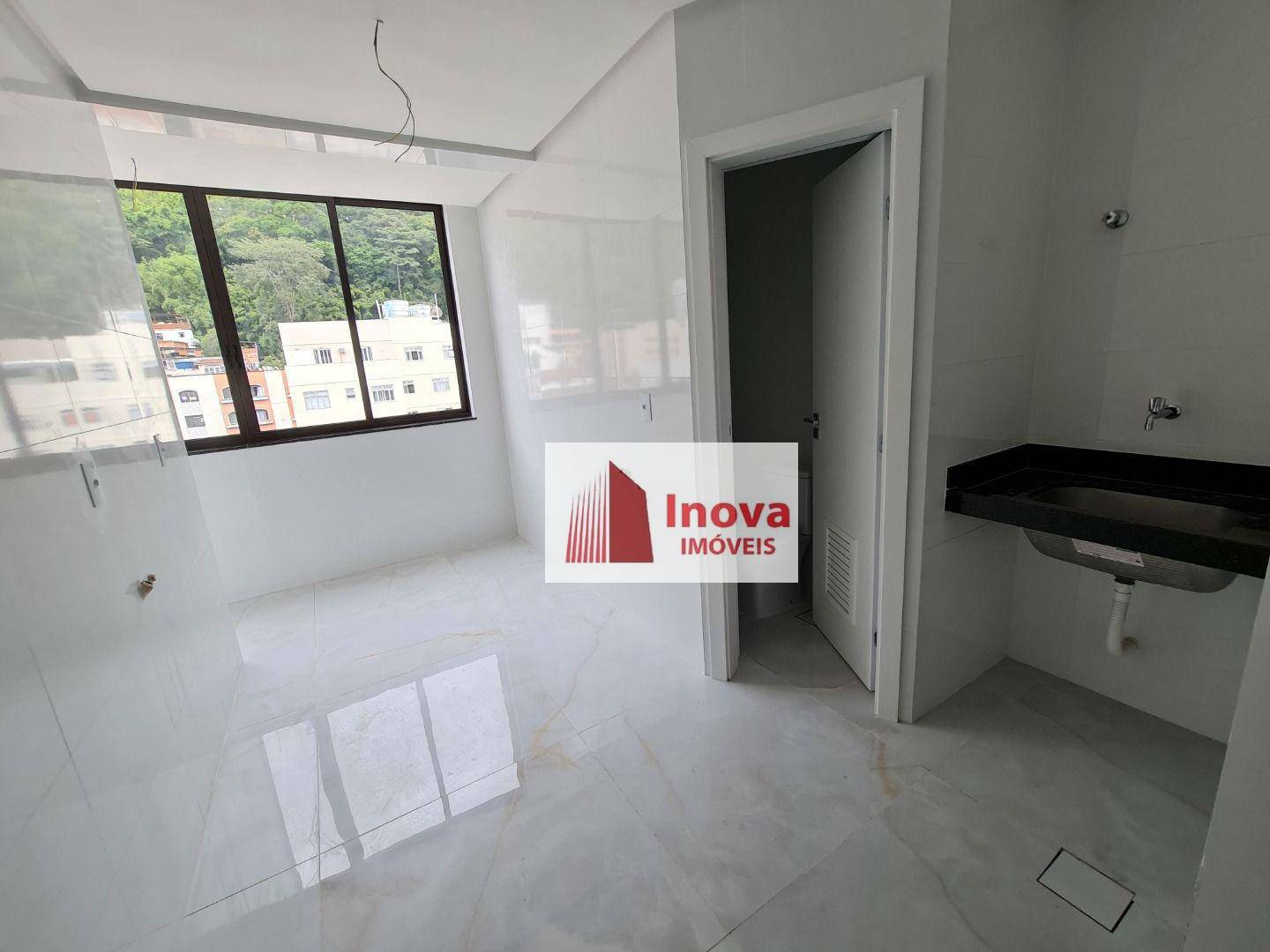 Apartamento à venda com 4 quartos, 225m² - Foto 30