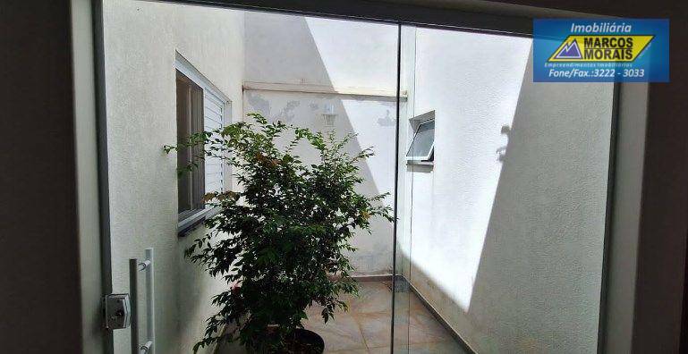 Casa de Condomínio para alugar com 3 quartos, 98m² - Foto 9