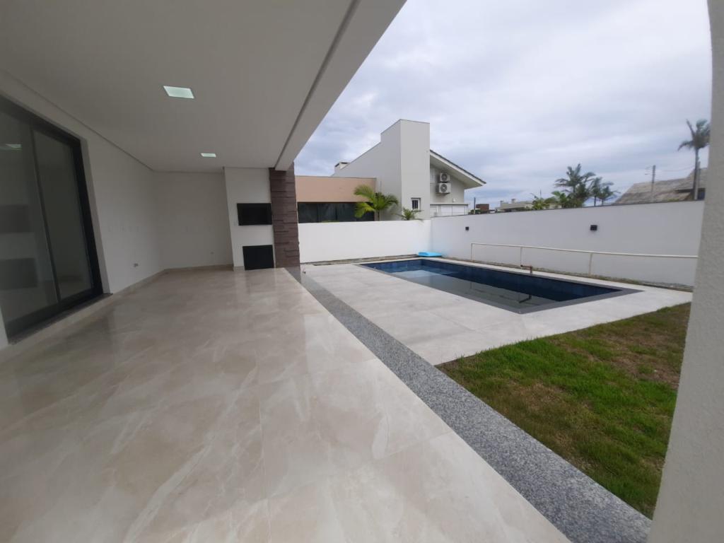 Casa à venda com 4 quartos, 252m² - Foto 12