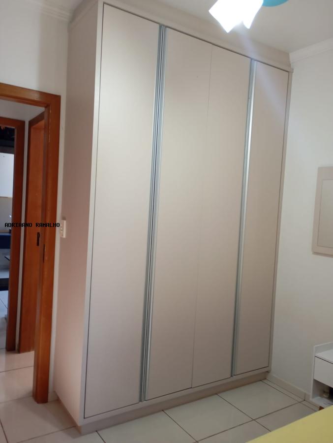 Casa à venda com 3 quartos, 160m² - Foto 13