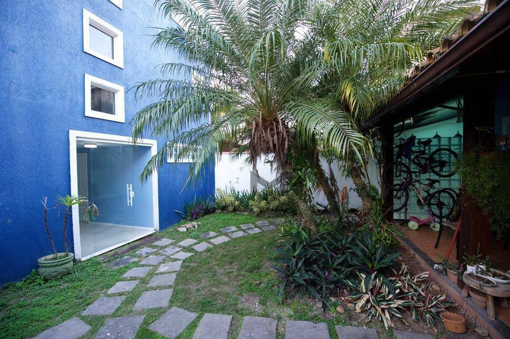 Casa à venda com 3 quartos, 400m² - Foto 24