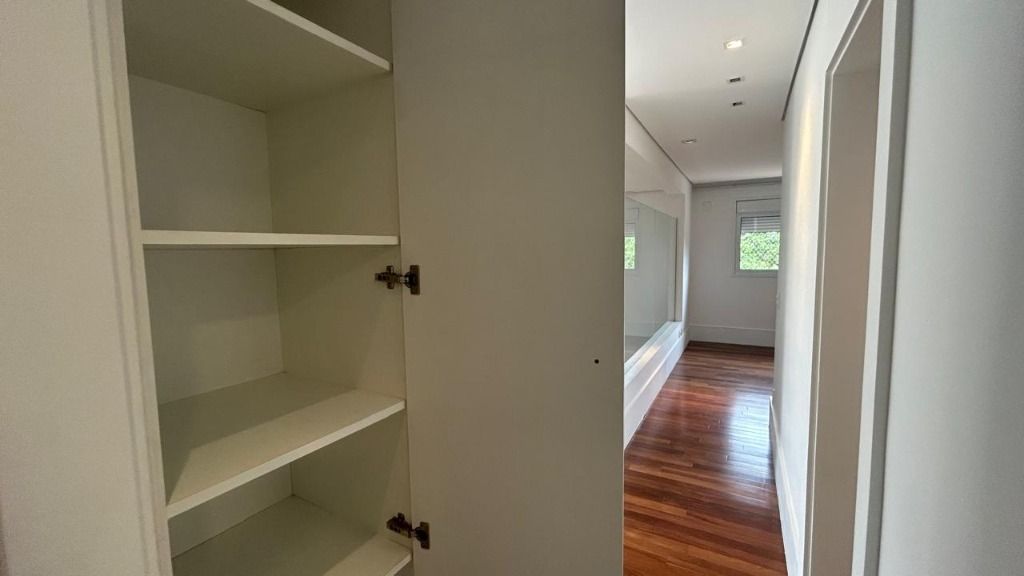 Casa de Condomínio para alugar com 3 quartos, 280m² - Foto 45