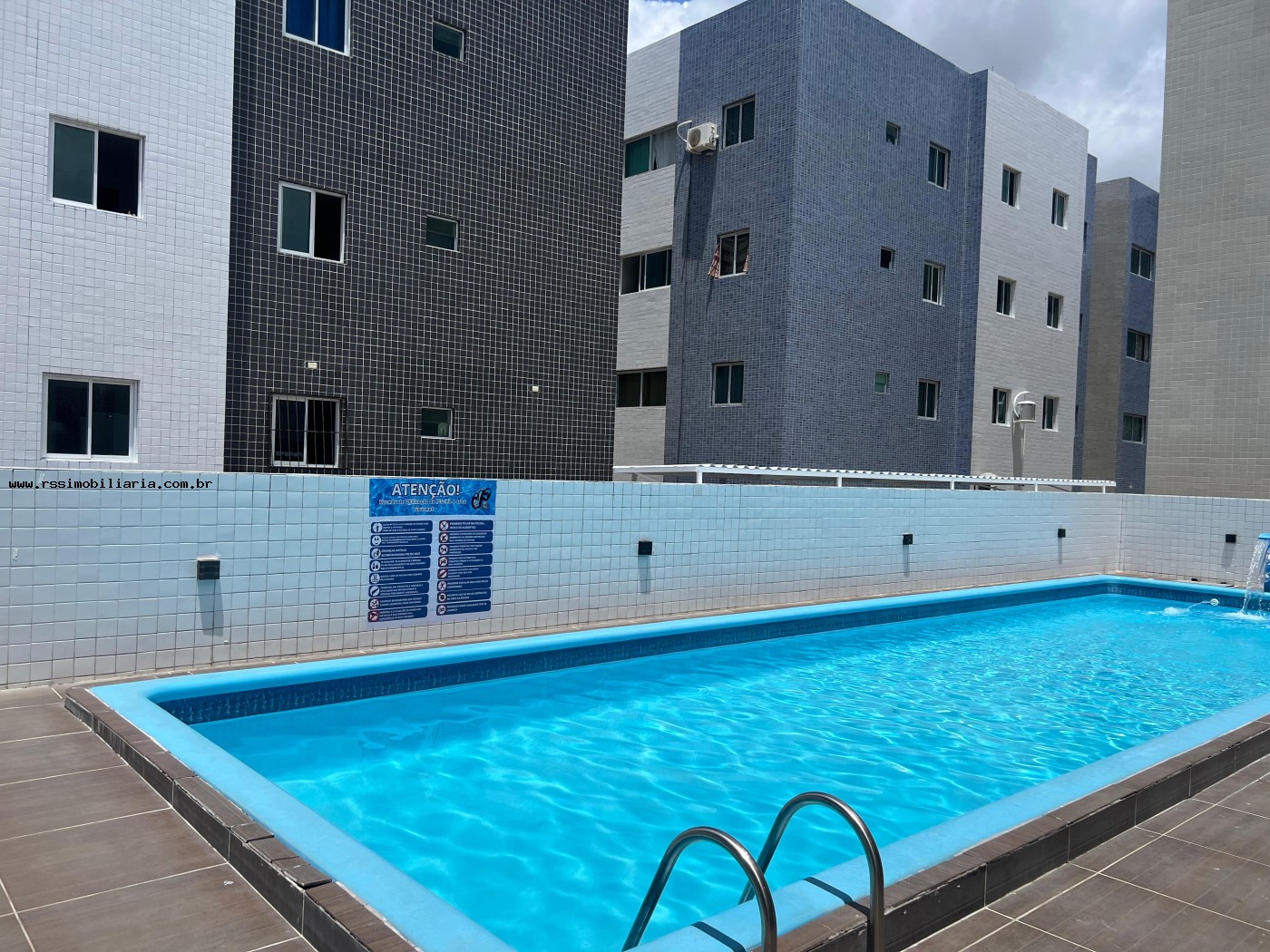 Apartamento à venda com 2 quartos, 50m² - Foto 1