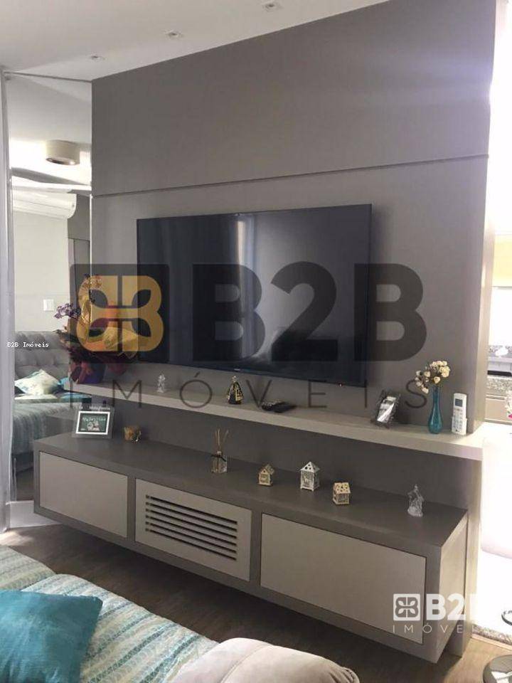Apartamento à venda com 3 quartos, 81m² - Foto 1
