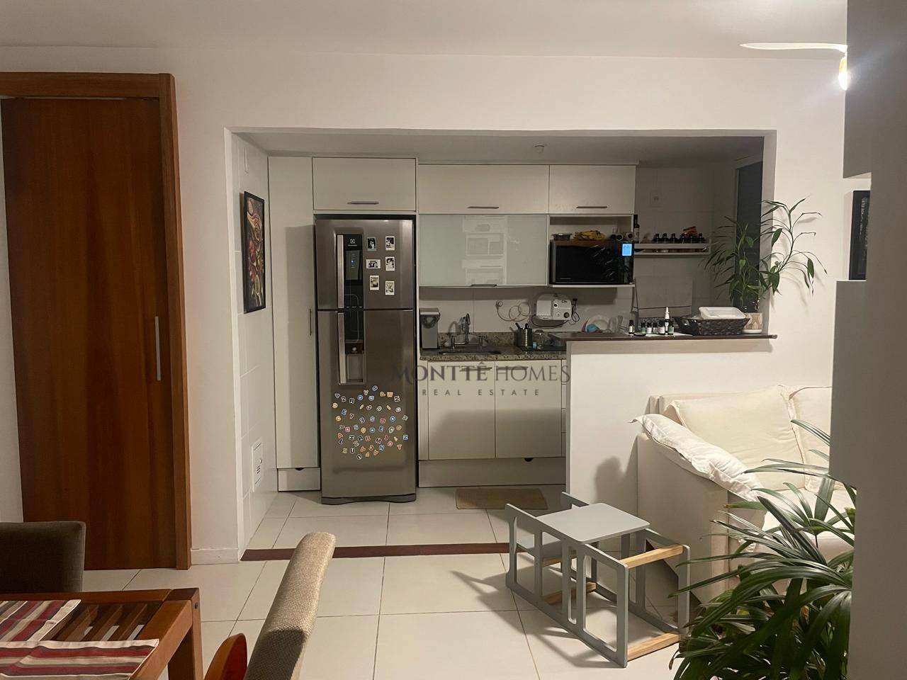 Apartamento à venda com 2 quartos, 76m² - Foto 5