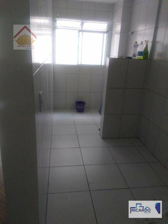 Apartamento à venda com 2 quartos, 55m² - Foto 7