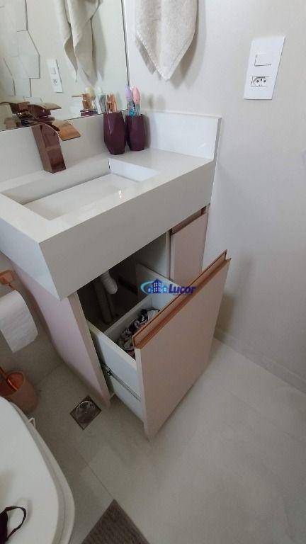 Apartamento à venda com 1 quarto, 40m² - Foto 9