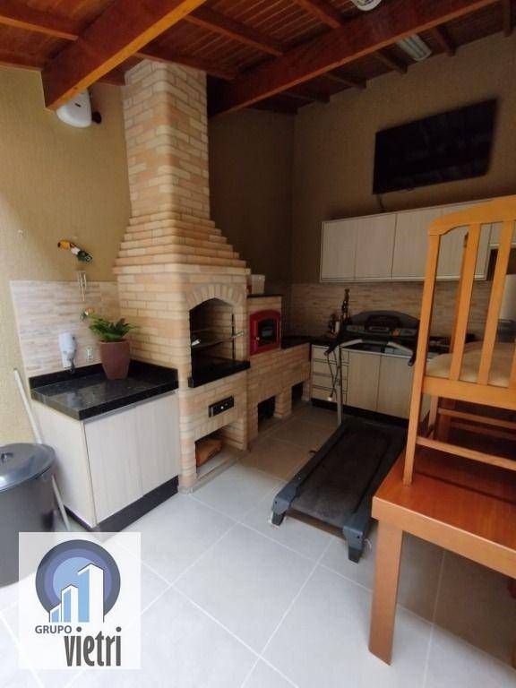 Sobrado à venda com 3 quartos, 200m² - Foto 48