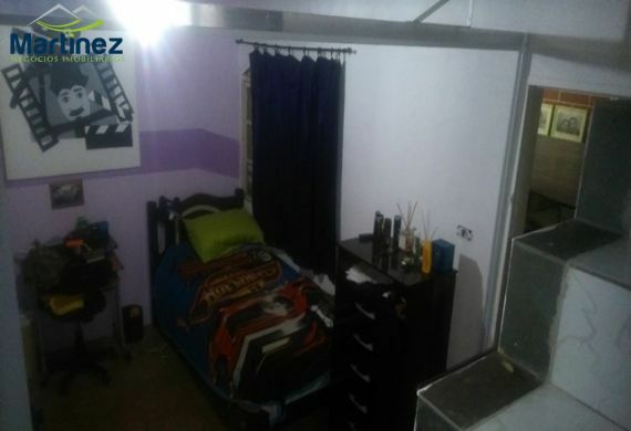 Sobrado à venda com 2 quartos, 200m² - Foto 13