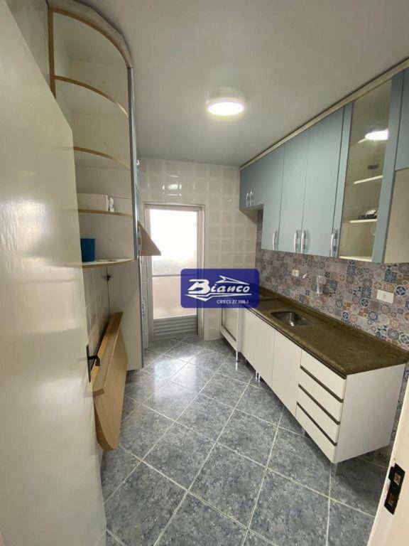 Apartamento à venda com 2 quartos, 68m² - Foto 5